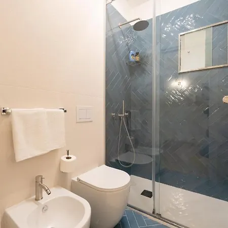 Dimora Dei Martiri Apartment